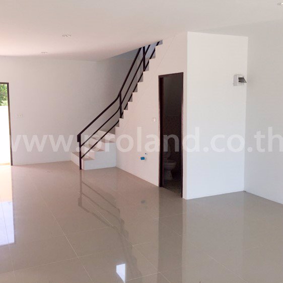 ขายตึกใหม่-ริมถนนพุหวาย-ชะอำ-ทำเลดีมาก-กู้เต็ม