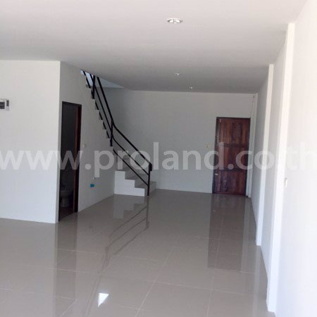 ขายตึกใหม่-ริมถนนพุหวาย-ชะอำ-ทำเลดีมาก-กู้เต็ม