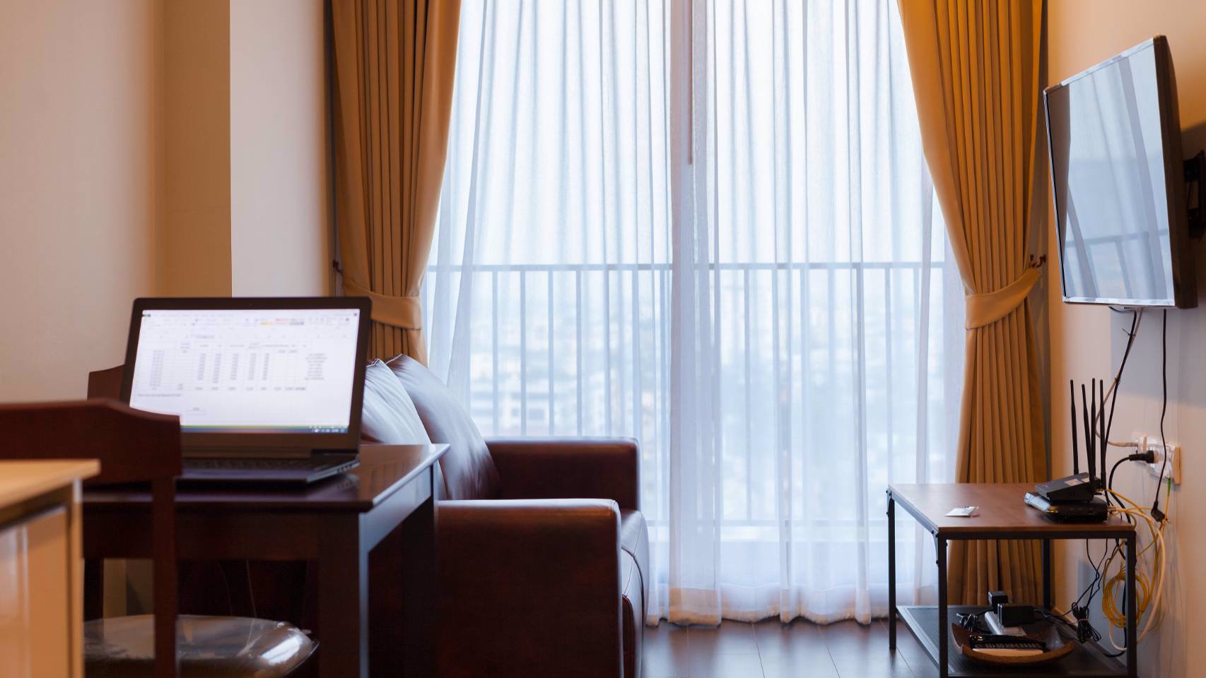 ให้เช่าคอนโด-ซี-เอกมัย-ใกล้btsเอกมัย-พร้อมอยู่-เฟอร์นิเจอร์-1ห้องนอน-1ห้องน้ำ