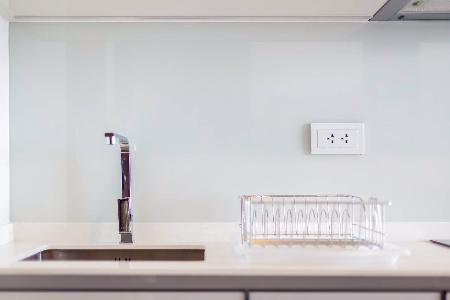 ให้เช่าคอนโด-ซี-เอกมัย-ใกล้btsเอกมัย-พร้อมอยู่-เฟอร์นิเจอร์-1ห้องนอน-1ห้องน้ำ