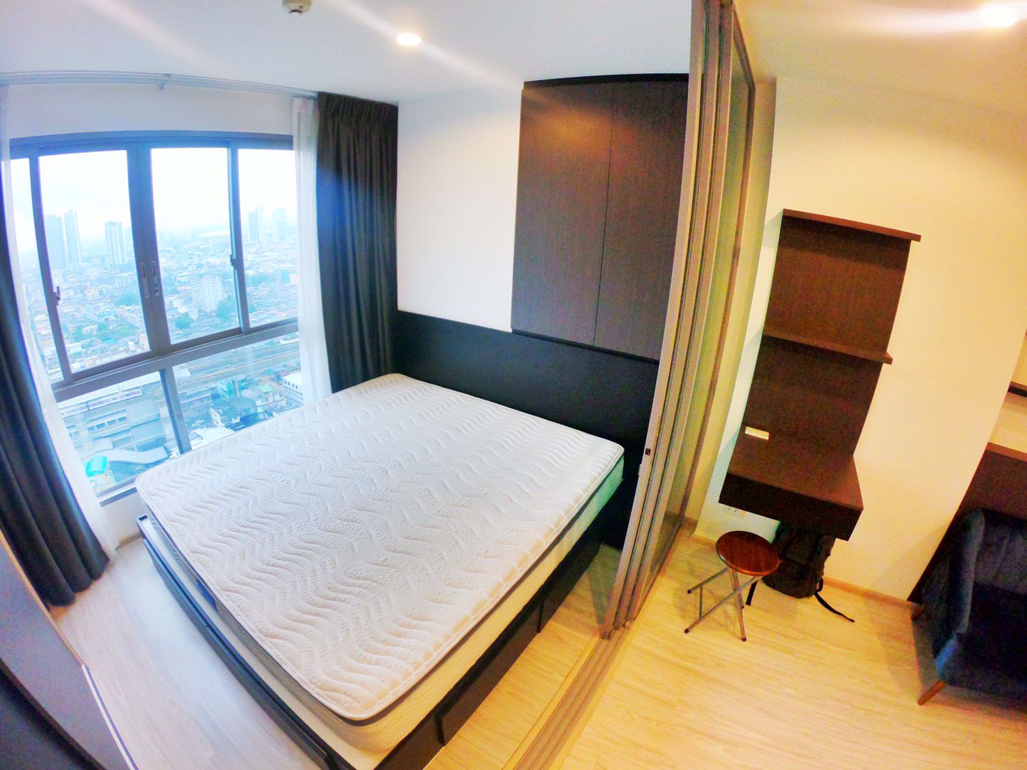 ขาย-ให้เช่าคอนโดไอดีโอ-โมบิ-บางซื่อ-ชั้น-29-เดินทางง่าย-ใกล้-mrt-เตาปูน-เฟอร์นิเจอร์ครบชุด