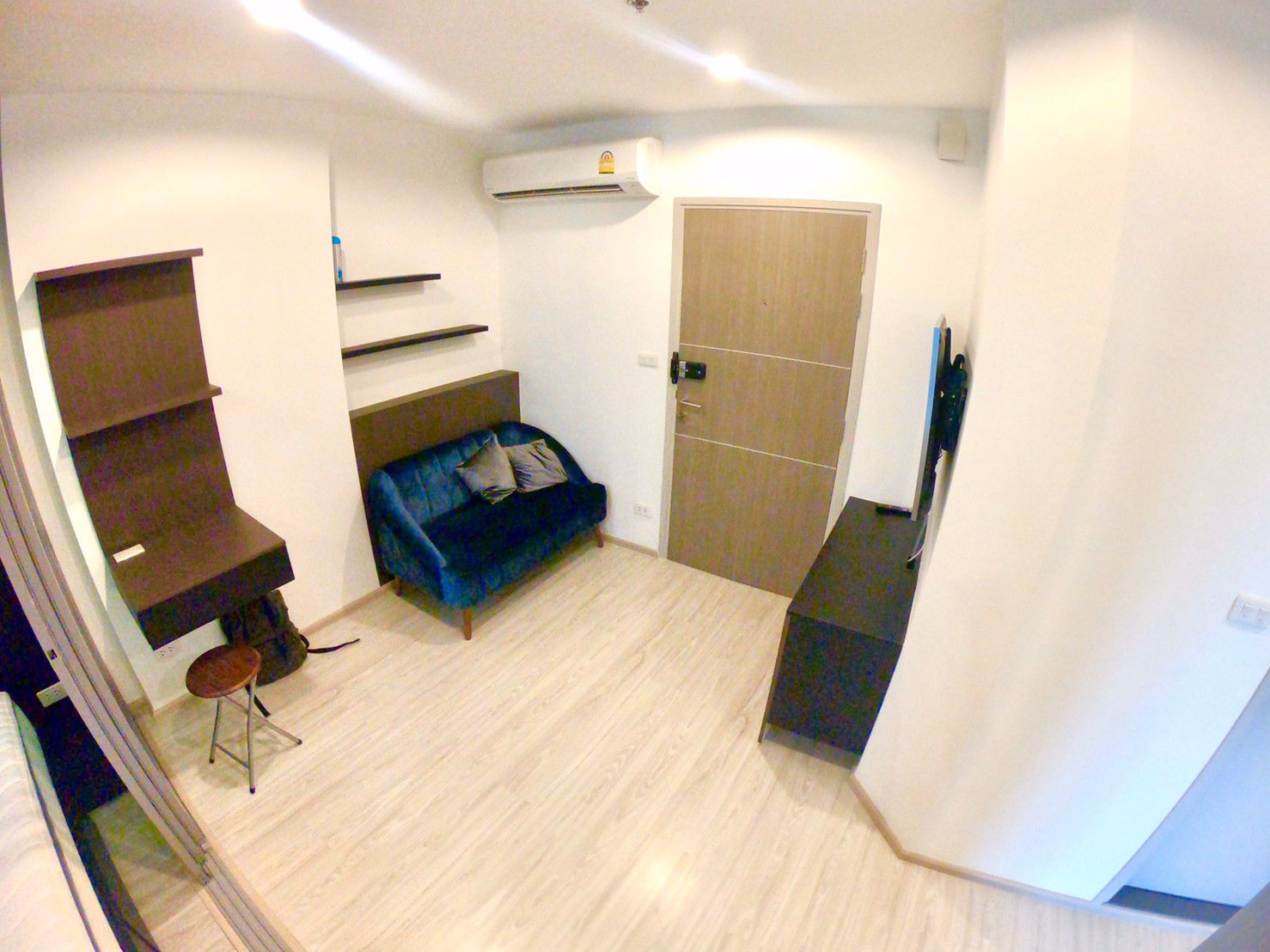 ขาย-ให้เช่าคอนโดไอดีโอ-โมบิ-บางซื่อ-ชั้น-29-เดินทางง่าย-ใกล้-mrt-เตาปูน-เฟอร์นิเจอร์ครบชุด