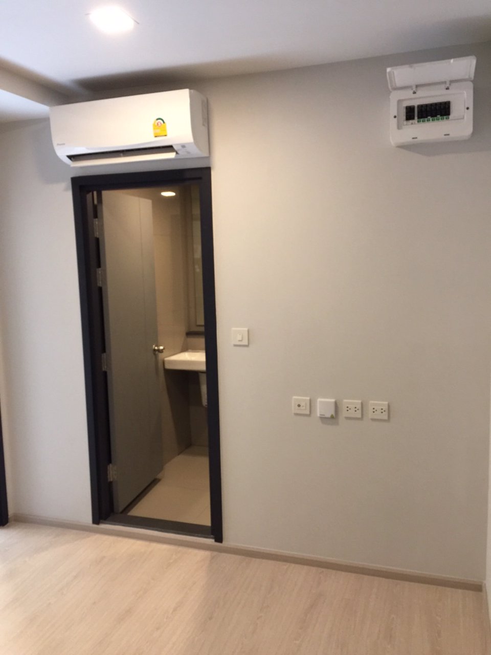 ขาย-เดอะ-ทรี-ดินแดง-ราชปรารภ-1-ห้องนอน-34-ตรม-ใกล้-รถไฟฟ้า-bts-อนุสาวรีย์ฯ-mrt-พระราม-9