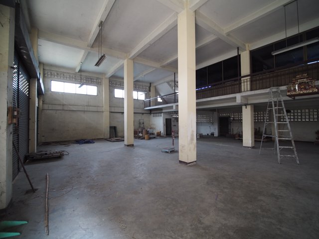 ขาย-ติด-mrt-หลักสอง-โกดังใหญ่-156-วา-มีลิฟต์ขนของ