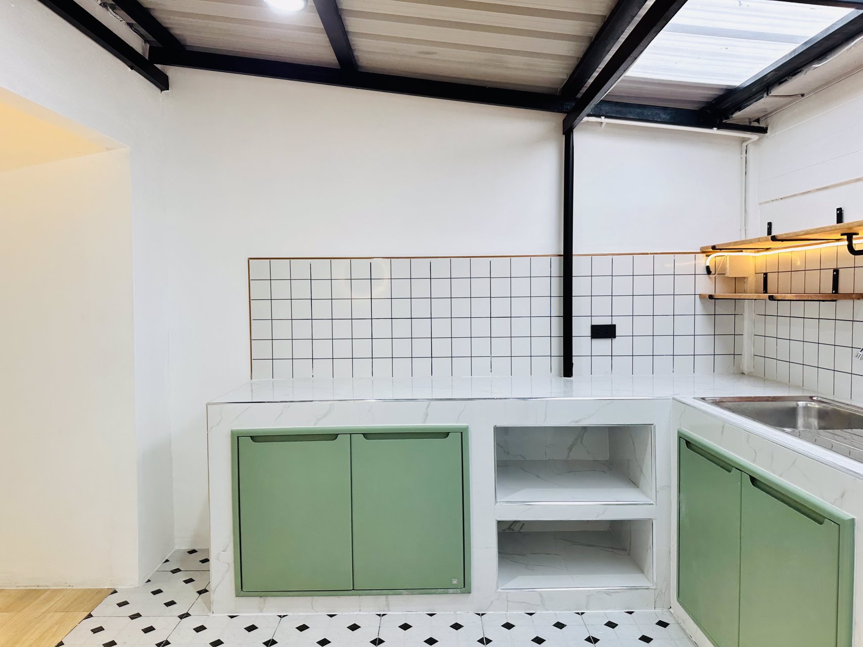 ขายทาวน์เฮาส์รีโนเวทใหม่-ย่านบางแค-เพชรเกษม-55-2-หมู้บ้านเพชรเกษม2-ใกล้โรงพยาบาลเกษมราษฎร์บางแค