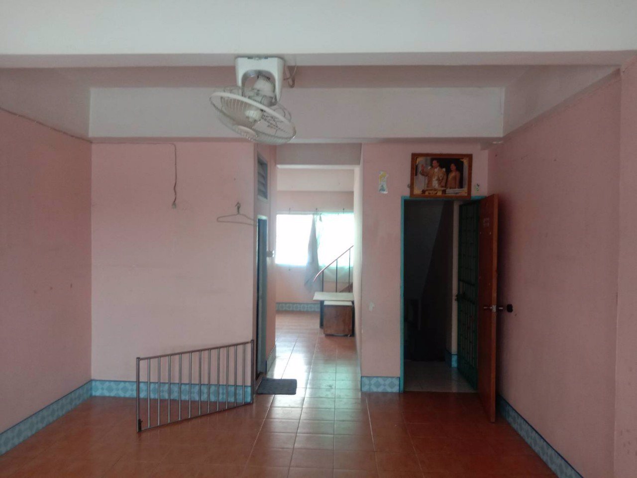 ขายอาคารพาณิชย์หมู่บ้านแสงตะวัน-3-ชั้น