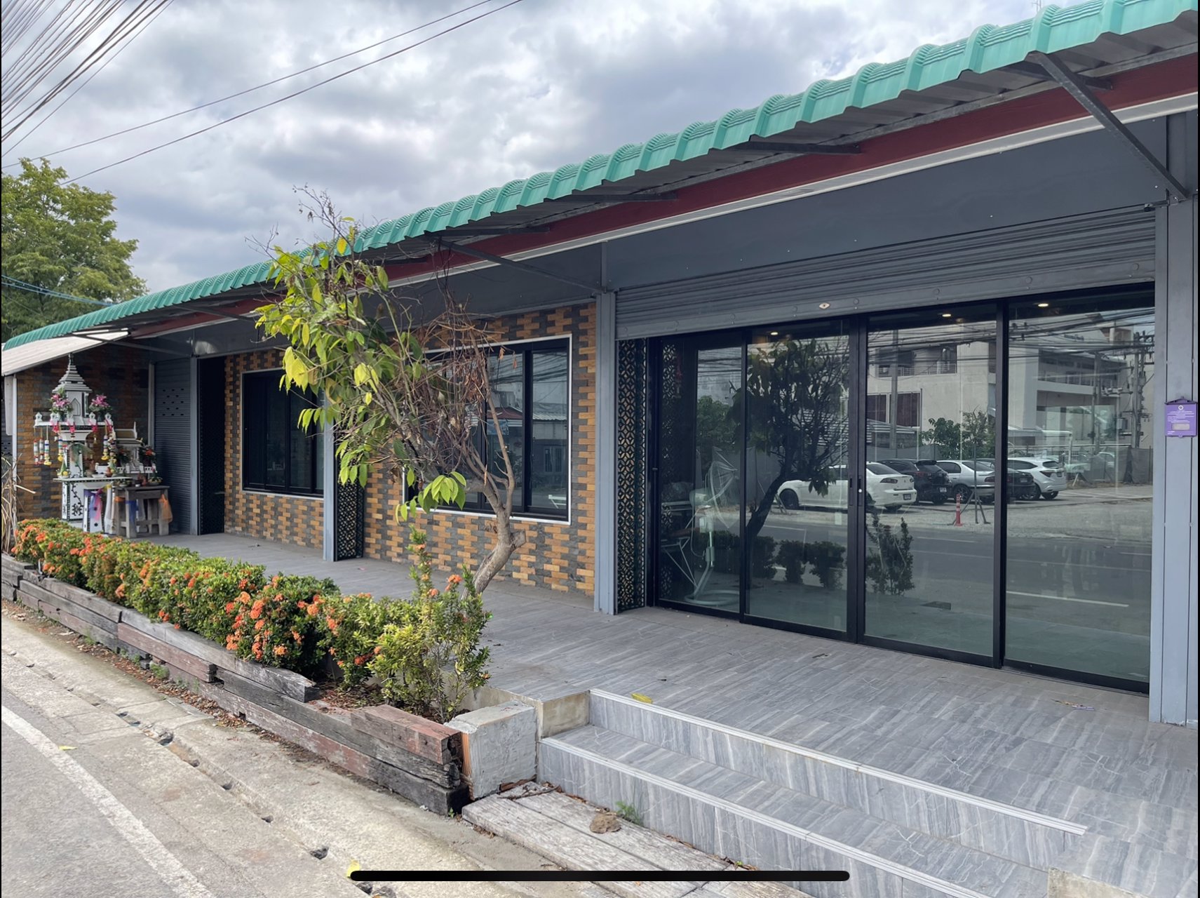 ให้เช่าสถานที่ทำร้านอาหาร-hostel-spa