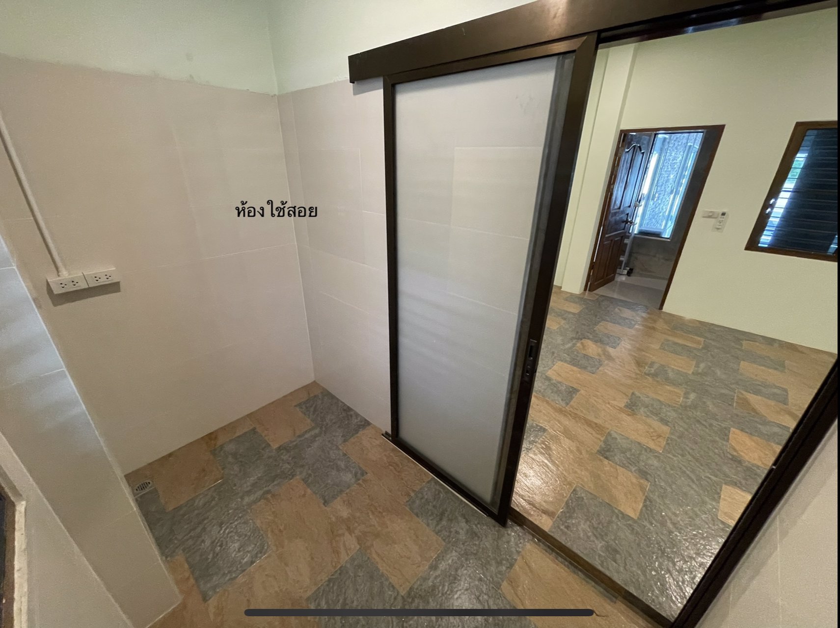 ให้เช่าสถานที่ทำร้านอาหาร-hostel-spa