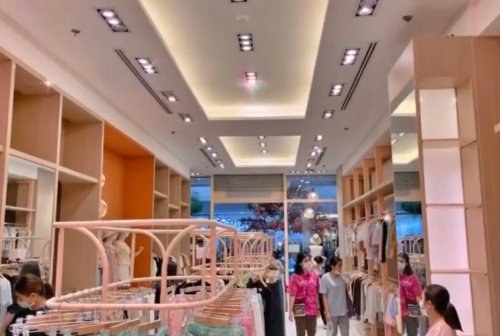 เซ้ง-ร้านเสื้อผ้า-แฟชั่นผู้หญิง-เซ็นทรัลพลาซ่า-นครศรีธรรมราช