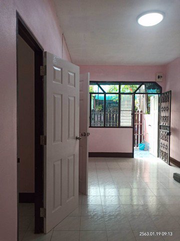 ขายทาวน์เฮ้าส์-หมู่บ้าน-ทรัพย์บัวหลวง-ตำหรุ-ใกล้ตลาดตำหรุ-ฟรีโอน-ua1-1920