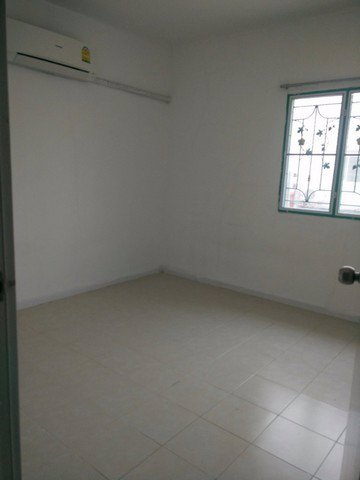 ขายทาวน์เฮ้าส์-บ้านพฤกษา-74-ใกล้-bts-ศรีนครินทร์-และ-ใกล้ทางด่วน-umy01-0119