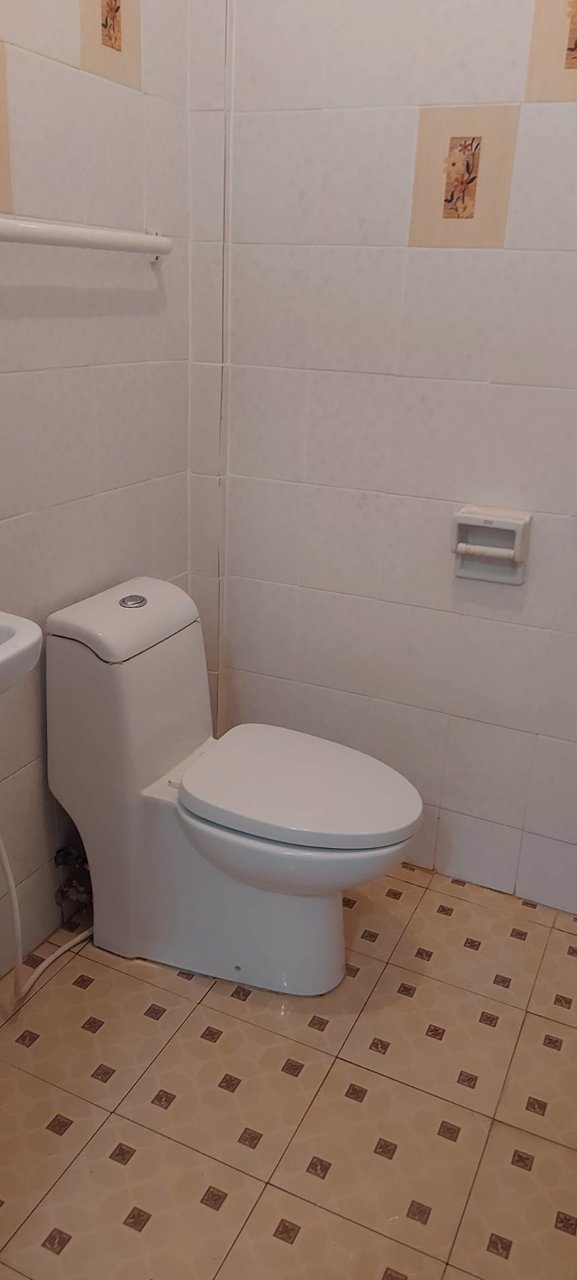 ให้เช่าทาวน์เฮ้าน์รินทร์ทอง-ซอยรามคำแหง-190-2-ชั้น-18-ตรว-พร้อมแอร์-daikin-ผ้าม่านทั้งหลัง