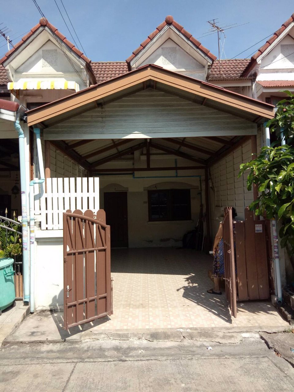 ขาย-ทาวเฮาส์-16-ตรว-2-ห้องนอน-2-ห้องน้ำ-ถนนสายไหม-33-กทม-ต่อเติมโรงจอดรถเรียบร้อยต่อเติมส่วนครัว