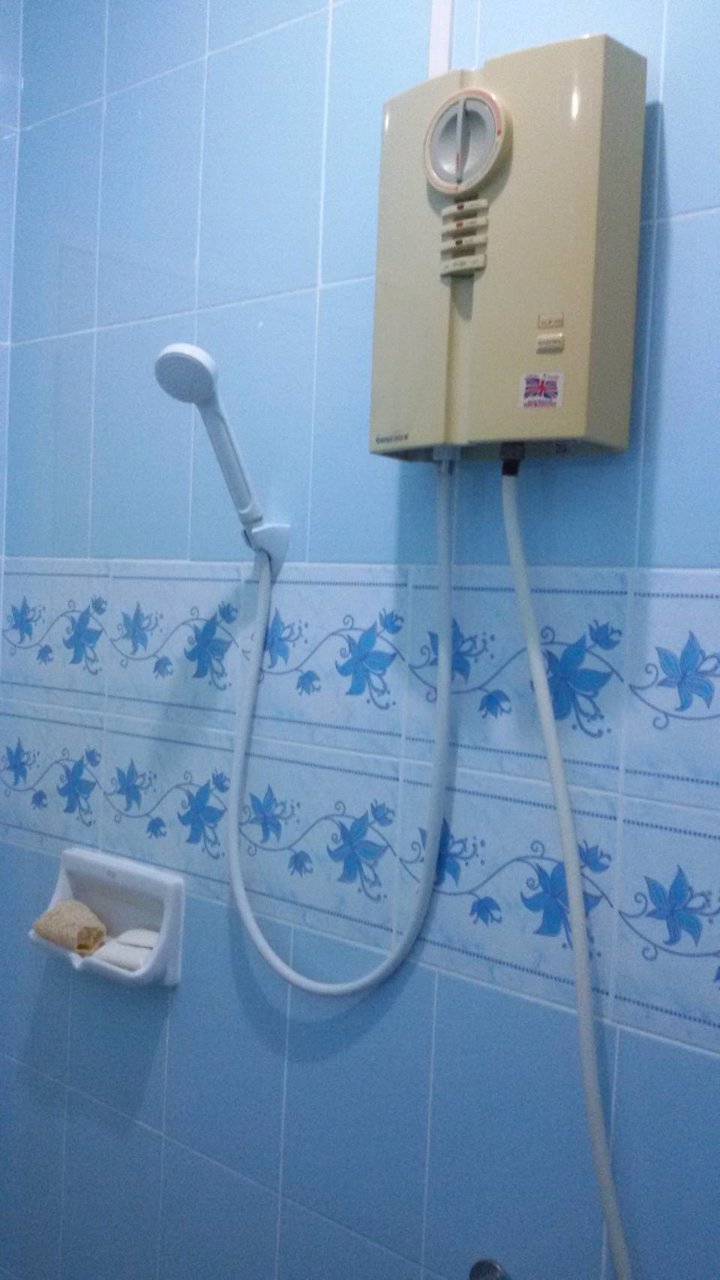 ขาย-ทาวเฮาส์-16-ตรว-2-ห้องนอน-2-ห้องน้ำ-ถนนสายไหม-33-กทม-ต่อเติมโรงจอดรถเรียบร้อยต่อเติมส่วนครัว