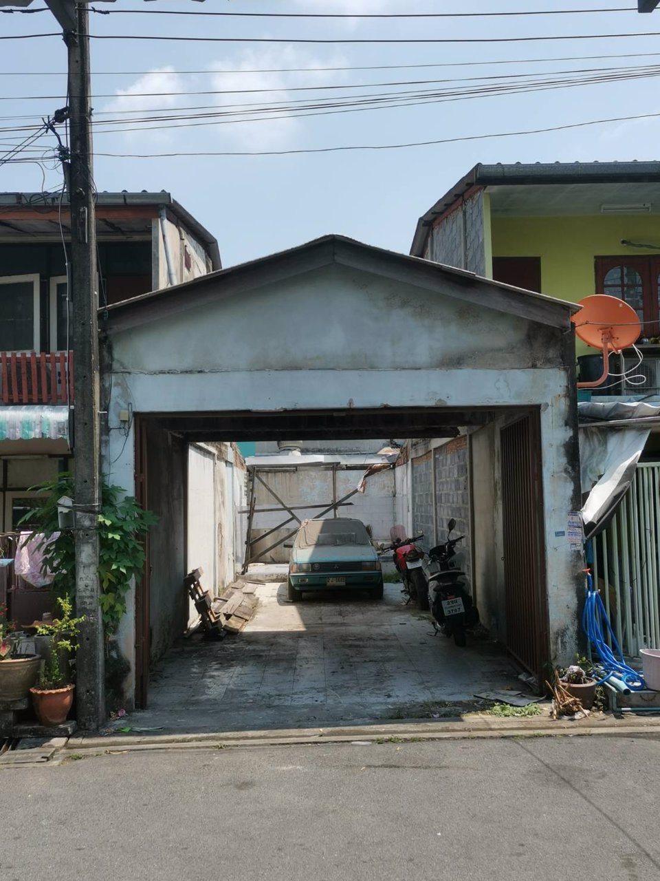 ขายที่ดิน-ซอยนวมินทร์-105-เนื้อที่-15-ตรว