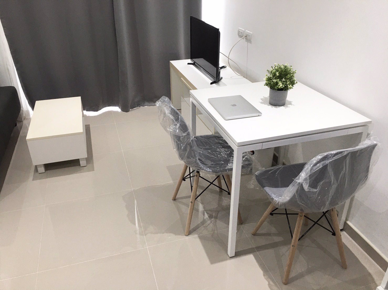 ให้เช่า-a-space-อโศก-รัชดา-ห้องตกแต่งใหม่พร้อมอยู่-เพียง-12000-บาท-เดือน-รวมค่าส่วนกลาง-