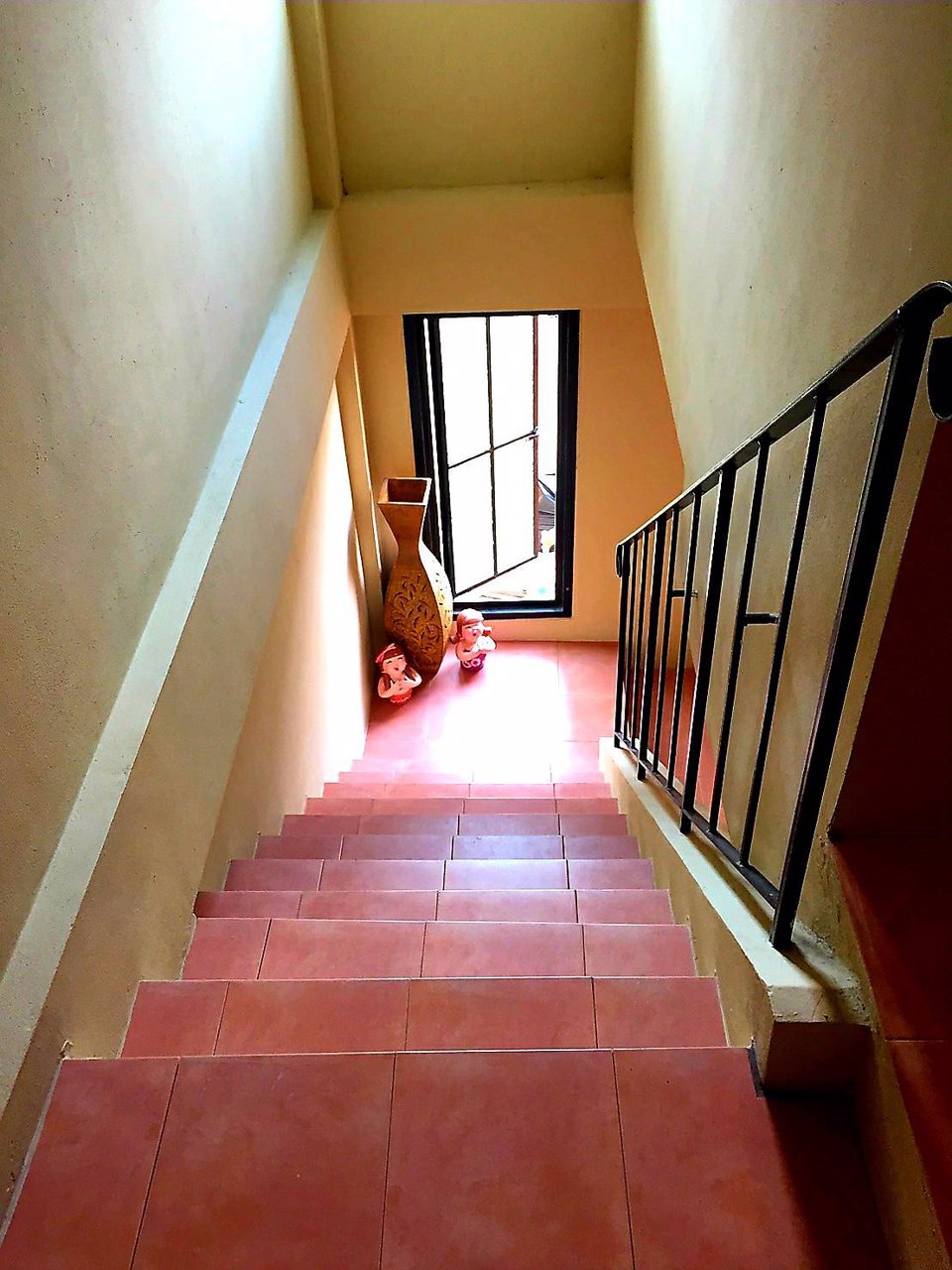 ขายบ้านทาวน์โฮม-หมู่บ้านพาราเซตโต้-บ้านสภาพสวย