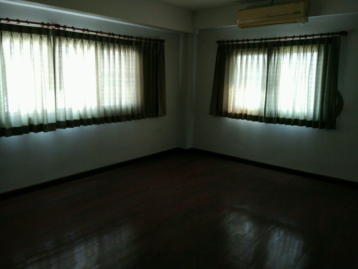 ให้เช่าโรงงานและโกดังสินค้า-พระสมุทรเจดีย์-พร้อมสำนักงาน-ที่พักอาศัย-โครงการ-ทรัพย์ทวีโฮมแฟคทอรี1