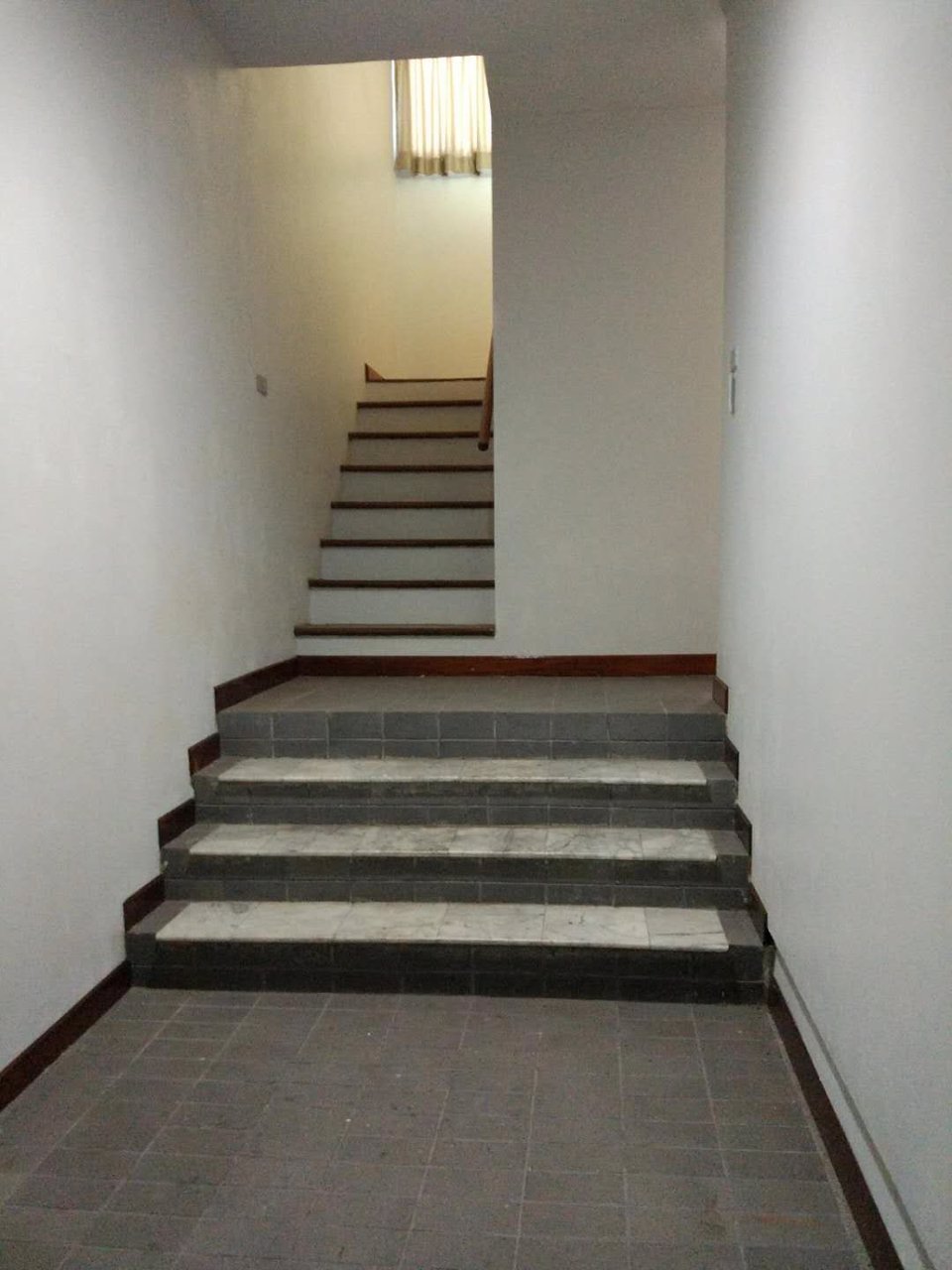 บ้านทาวน์โฮมแต่งโมเดิน-ซอยลาดพร้าว41-เดิน-6-นาทีถึงปากซอย-สถานีภาวนาโมโนเรลสีเหลือง