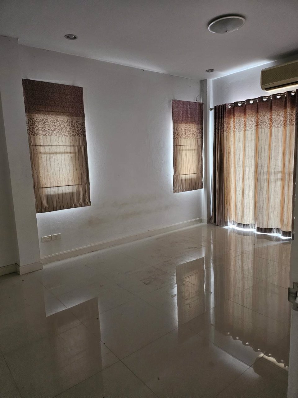 ขายบ้านเดี่ยว-2-ชั้น-หมู่บ้านพีแลนด์-บ้านใหม่-นครราชสีมา