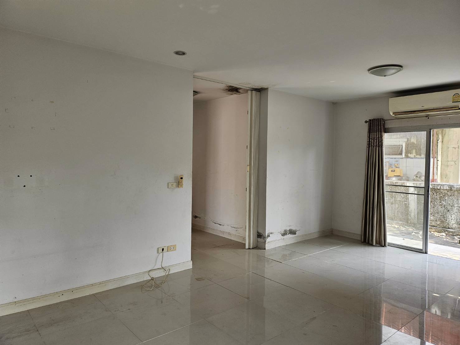 ขายบ้านเดี่ยว-2-ชั้น-หมู่บ้านพีแลนด์-บ้านใหม่-นครราชสีมา