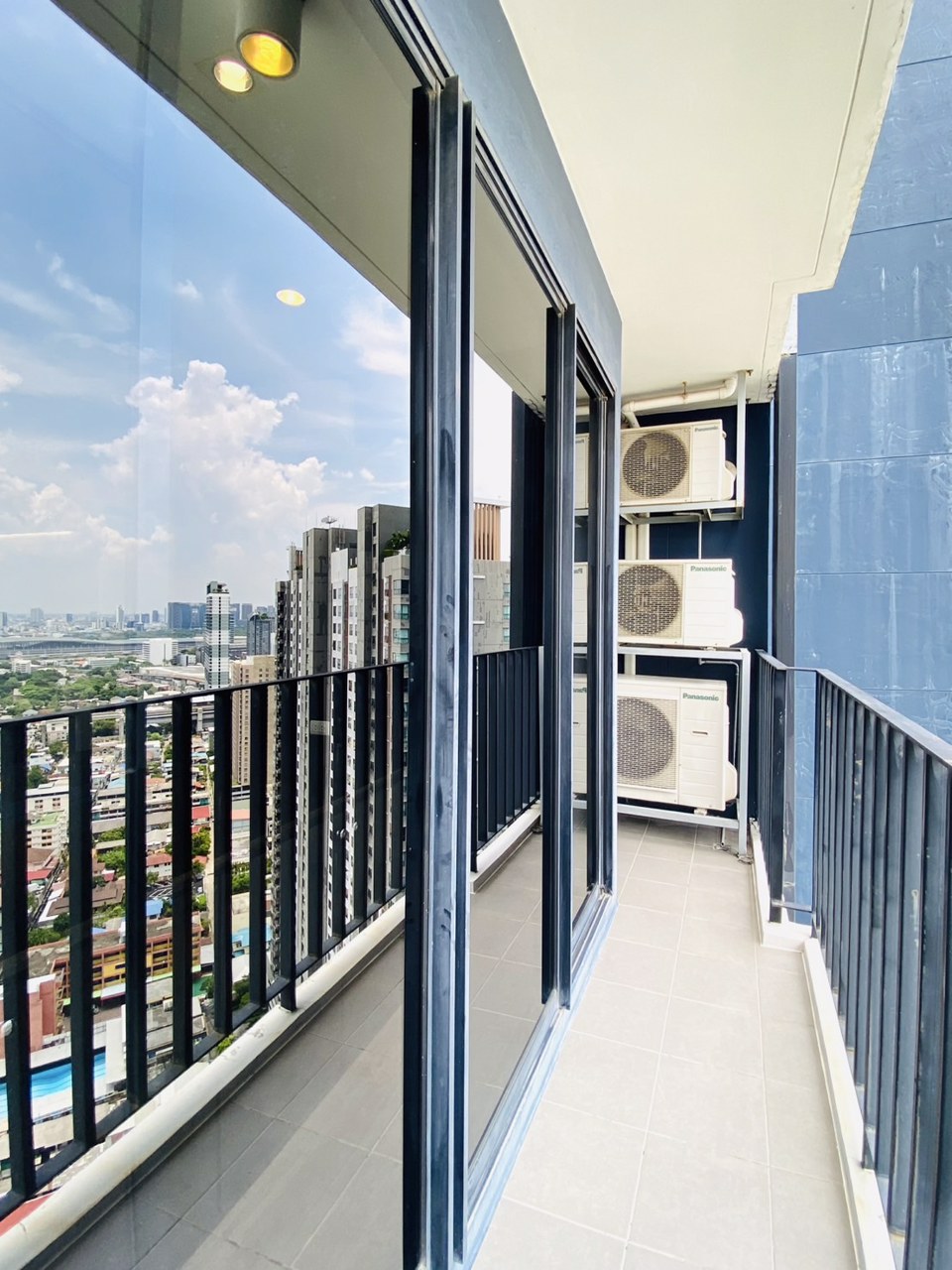 ขายต่ำกว่าราคาตลาด-และราคาประเมิน-คอนโด-the-tree-interchange-ใกล้-mrt-บางโพ-ห้อง-2-bed-ขนาด-75-ตรม