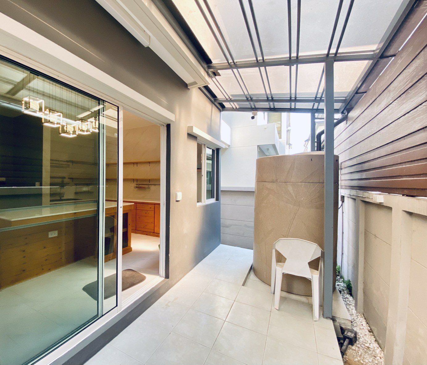 ขายบ้านเดี่ยว-สไตล์-luxury-nordic-บางกอกบูเลอวาร์ด-พระราม-9-ขนาด-693-ตรวหลังริม-บ้านเปล่า-สภาพดี-ร