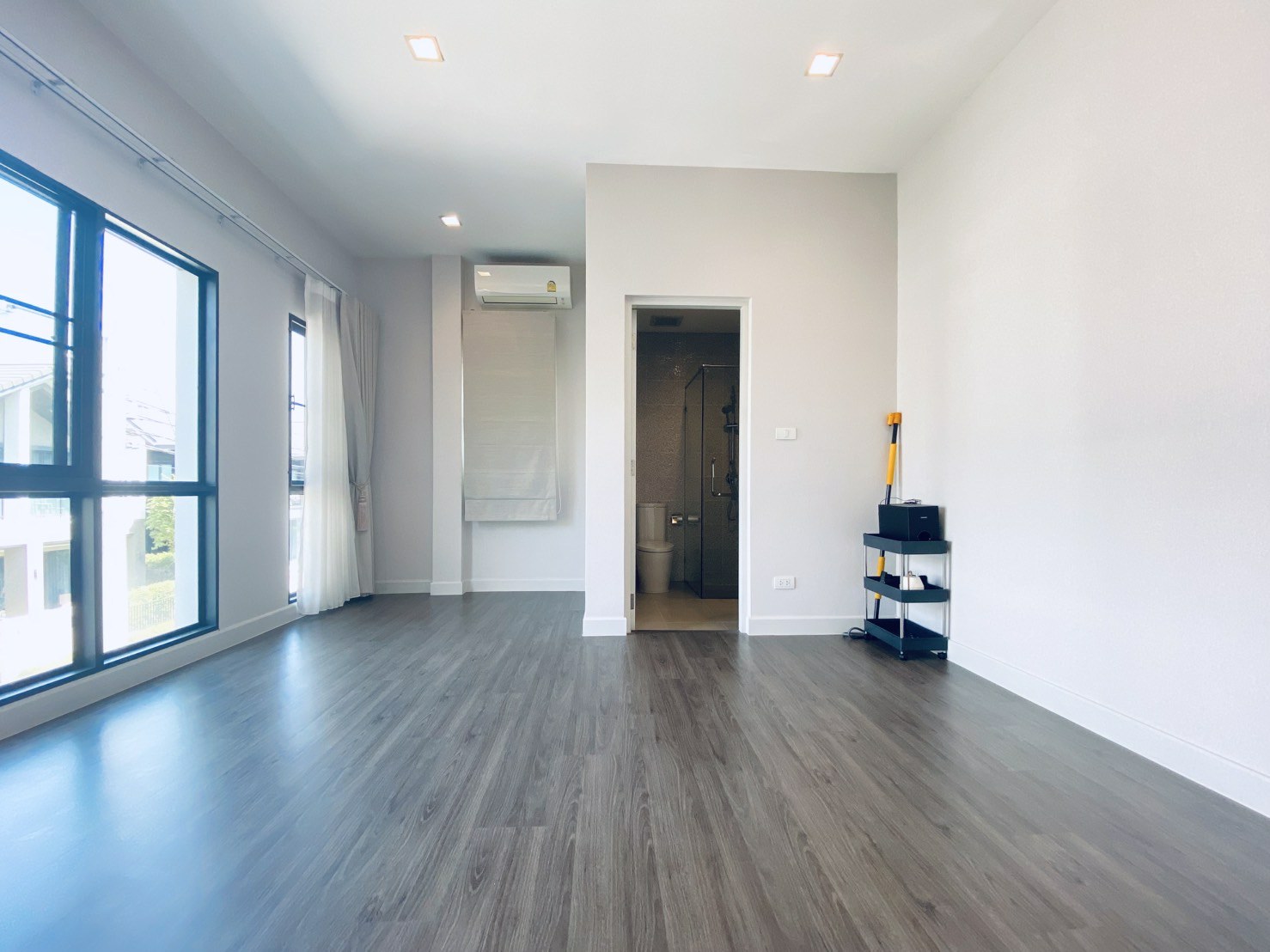 ขายบ้านเดี่ยว-สไตล์-luxury-nordic-บางกอกบูเลอวาร์ด-พระราม-9-ขนาด-693-ตรวหลังริม-บ้านเปล่า-สภาพดี-ร