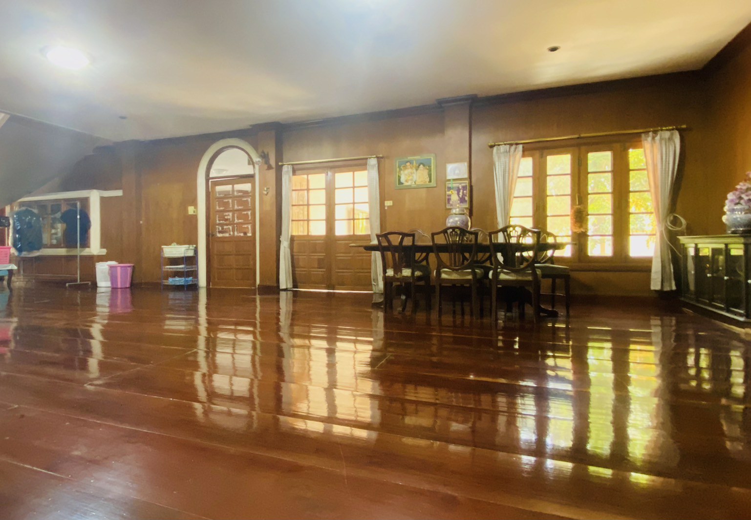 ขายบ้านเดี่ยว-2-ชั้น-เนื้อที่-610-ตรว-พื้นที่ใช้สอยกว่า-1500-ตรม-ตกแต่งด้วยไม้สักทั้งหลัง-ใกล้-สน