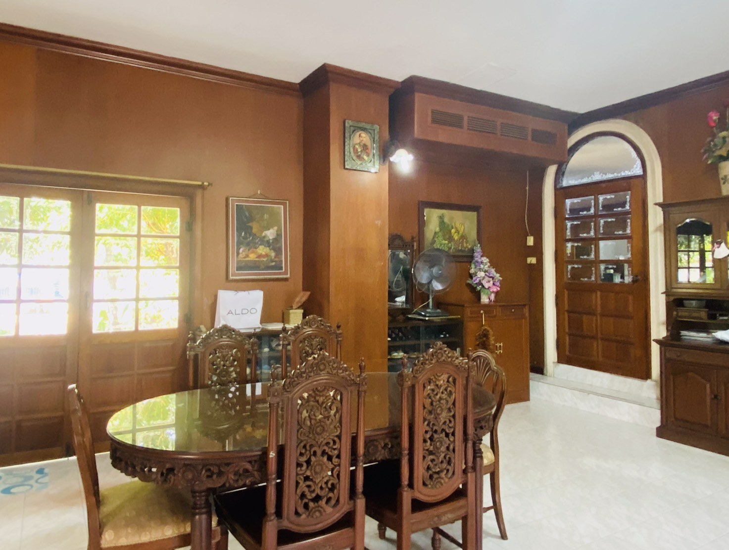 ขายบ้านเดี่ยว-2-ชั้น-เนื้อที่-610-ตรว-พื้นที่ใช้สอยกว่า-1500-ตรม-ตกแต่งด้วยไม้สักทั้งหลัง-ใกล้-สน