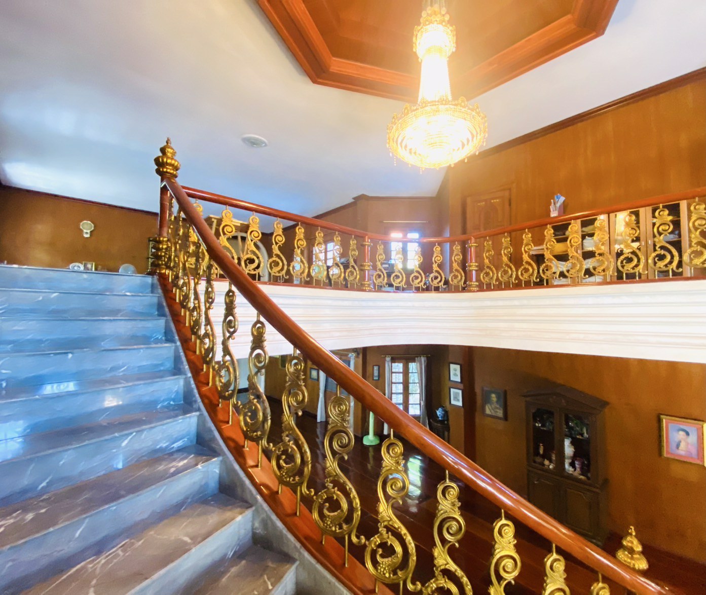 ขายบ้านเดี่ยว-2-ชั้น-เนื้อที่-610-ตรว-พื้นที่ใช้สอยกว่า-1500-ตรม-ตกแต่งด้วยไม้สักทั้งหลัง-ใกล้-สน