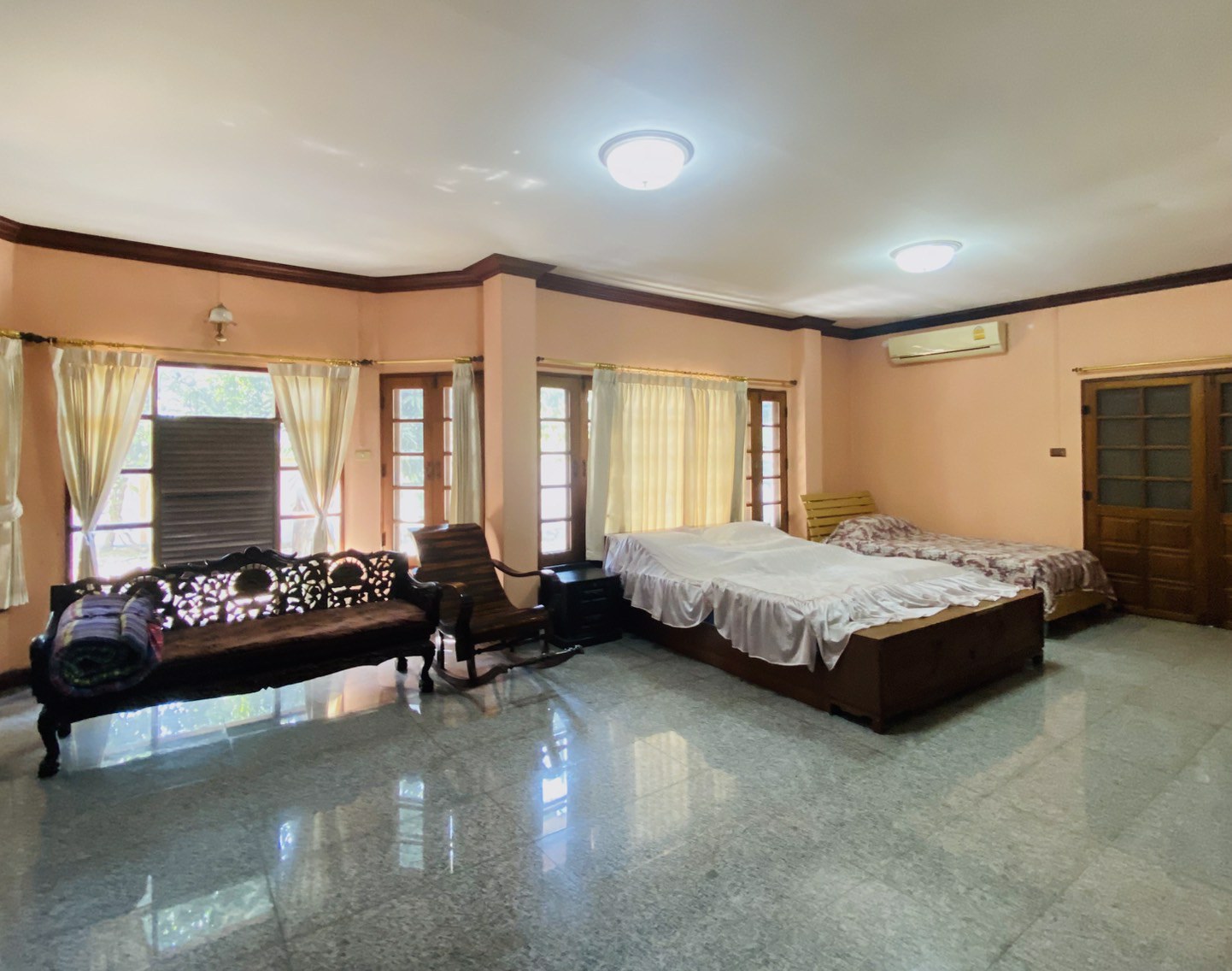 ขายบ้านเดี่ยว-2-ชั้น-เนื้อที่-610-ตรว-พื้นที่ใช้สอยกว่า-1500-ตรม-ตกแต่งด้วยไม้สักทั้งหลัง-ใกล้-สน