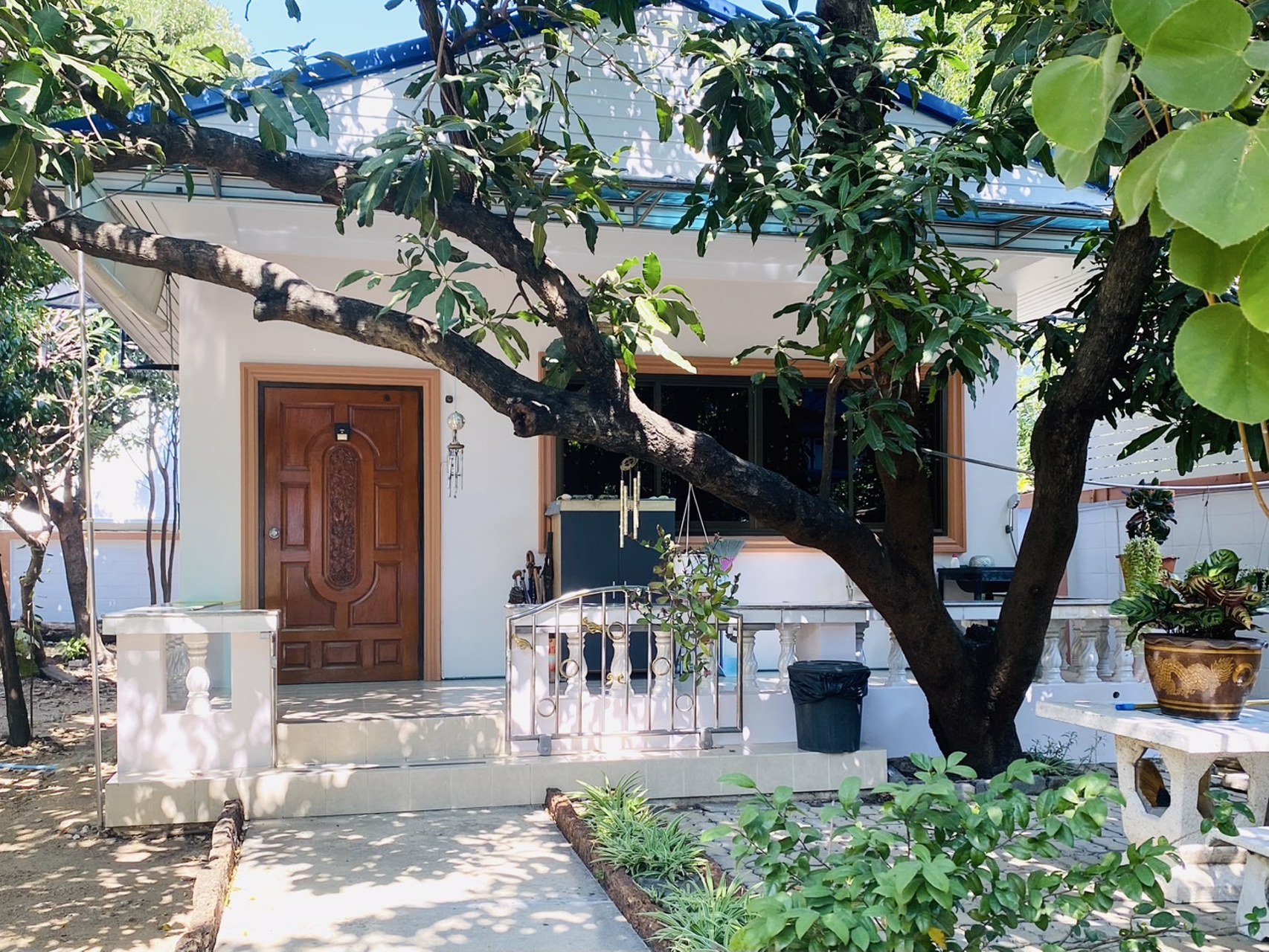 ขายบ้านเดี่ยว-2-ชั้น-เนื้อที่-610-ตรว-พื้นที่ใช้สอยกว่า-1500-ตรม-ตกแต่งด้วยไม้สักทั้งหลัง-ใกล้-สน