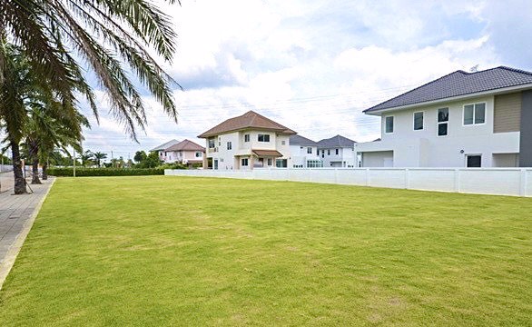 ขายที่ดินเปล่าขนาด-214-ตรว-ต่ำกว่าประเมิน-ในโครงการอารียา-โคโม่-ลาดกระบัง-ใกล้-siam-premium-outlet