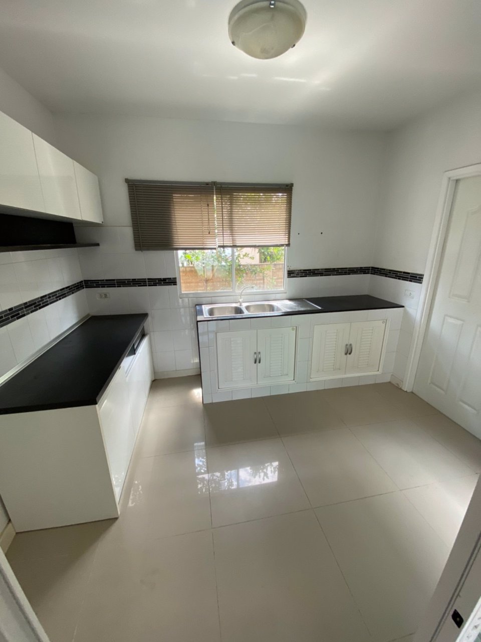 ขายบ้านเดี่ยว-2-ชั้น-หมู่บ้าน-ภัสสร29-ถนนรังสิต-นครนายก-ธัญบุรี-ปทุมธานี