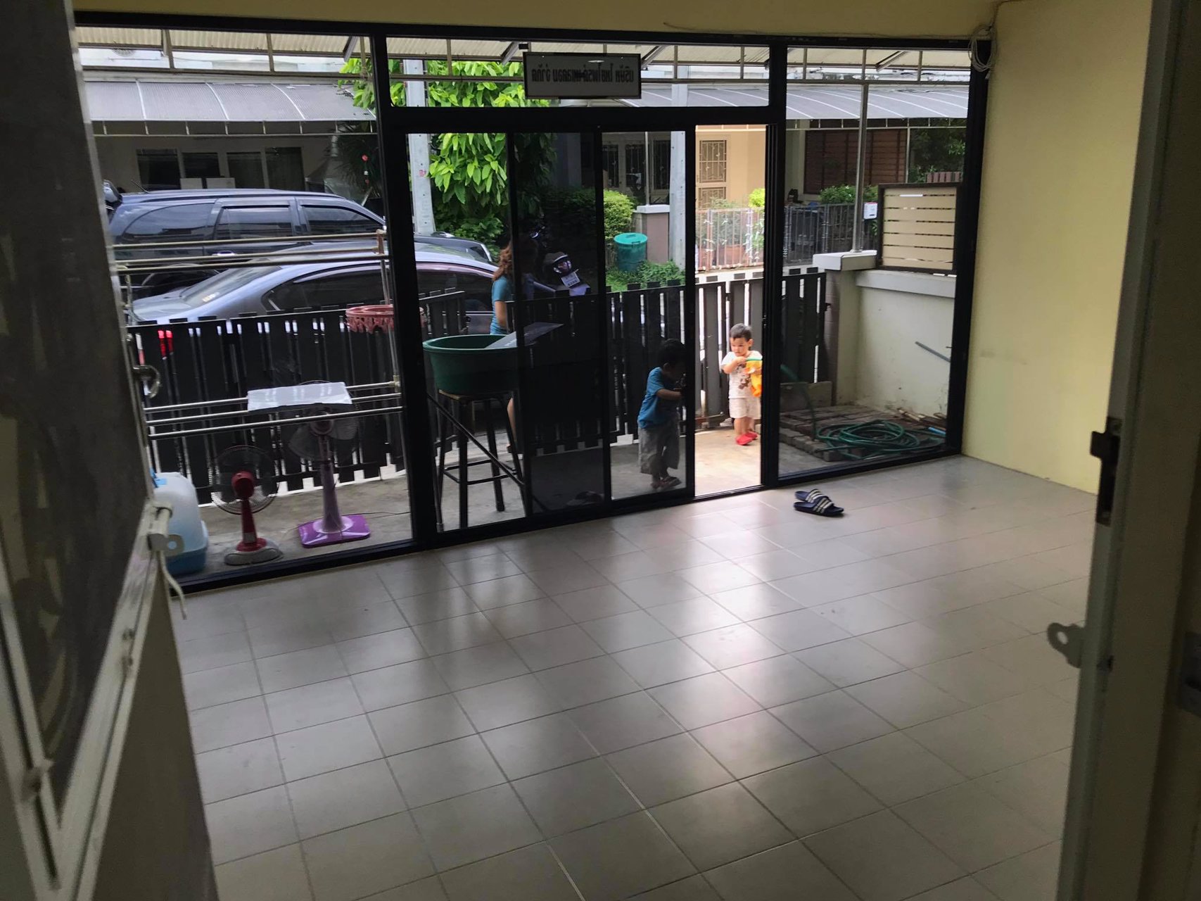 ให้เช่าทาวน์โฮม2ชั้นซอยนวลจันทร์