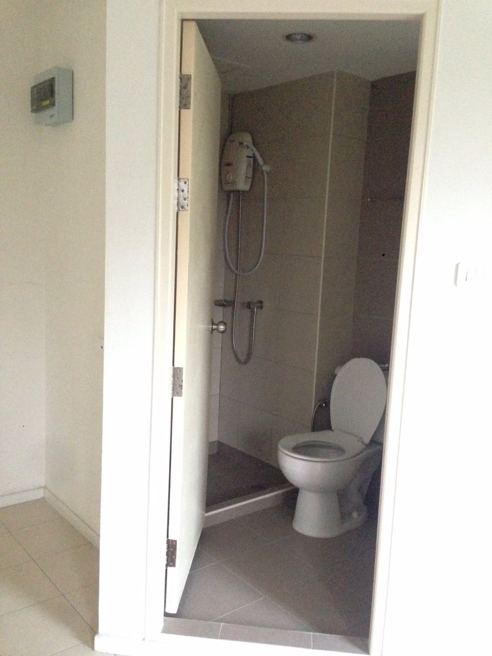 ขายคอนโด-lpn-รามอินทรา-นวมินทร์-คันนายาว-ใกล้-mrt-คู้บอน-ราคา-103000000-บาท-อาคาร-d-ชั้น-14-พื