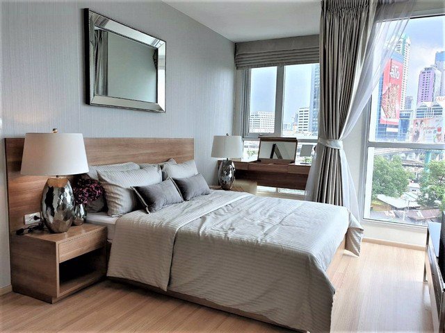 for-sale-with-tenant-rhythm-sathorn-1br-55sqm-72mthb-bts-saphan-taksin-nice-room-best-price
