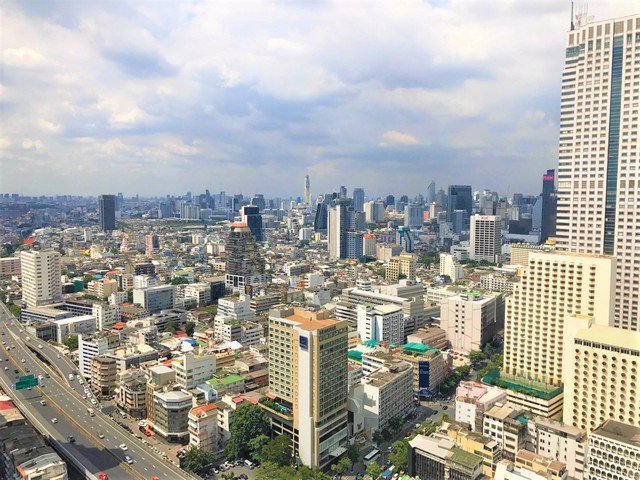 for-sale-state-tower-1br-6829sqm-54mthb-best-price-high-floor-near-bts-saphan-taksin