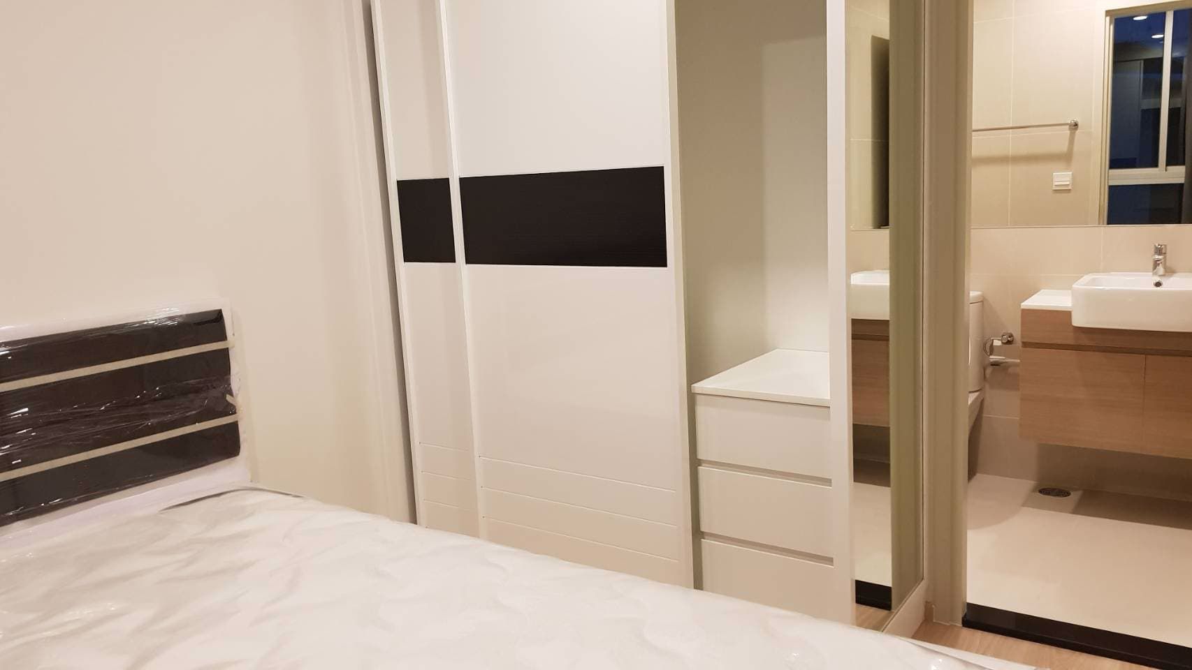 ให้เช่า-for-rent-noble-revolve-ratchada-2-โนเบิล-รีวอลฟ์-รัชดา-2-1-bedroom