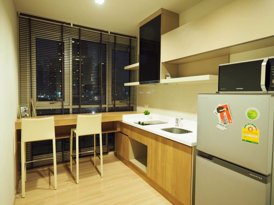 ให้เช่า-for-rent-rhythm-sathorn-ริทึ่ม-สาทร-1-bedroom-1-bathroom-rental-18000-baht-month