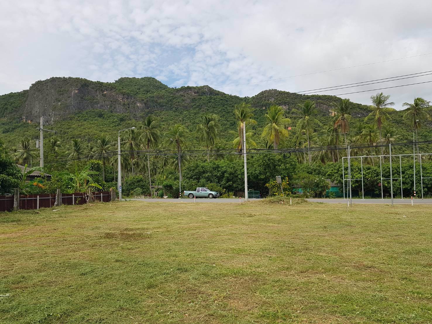 ขายที่ดิน-เขตพื้นที่สามร้อยยอด