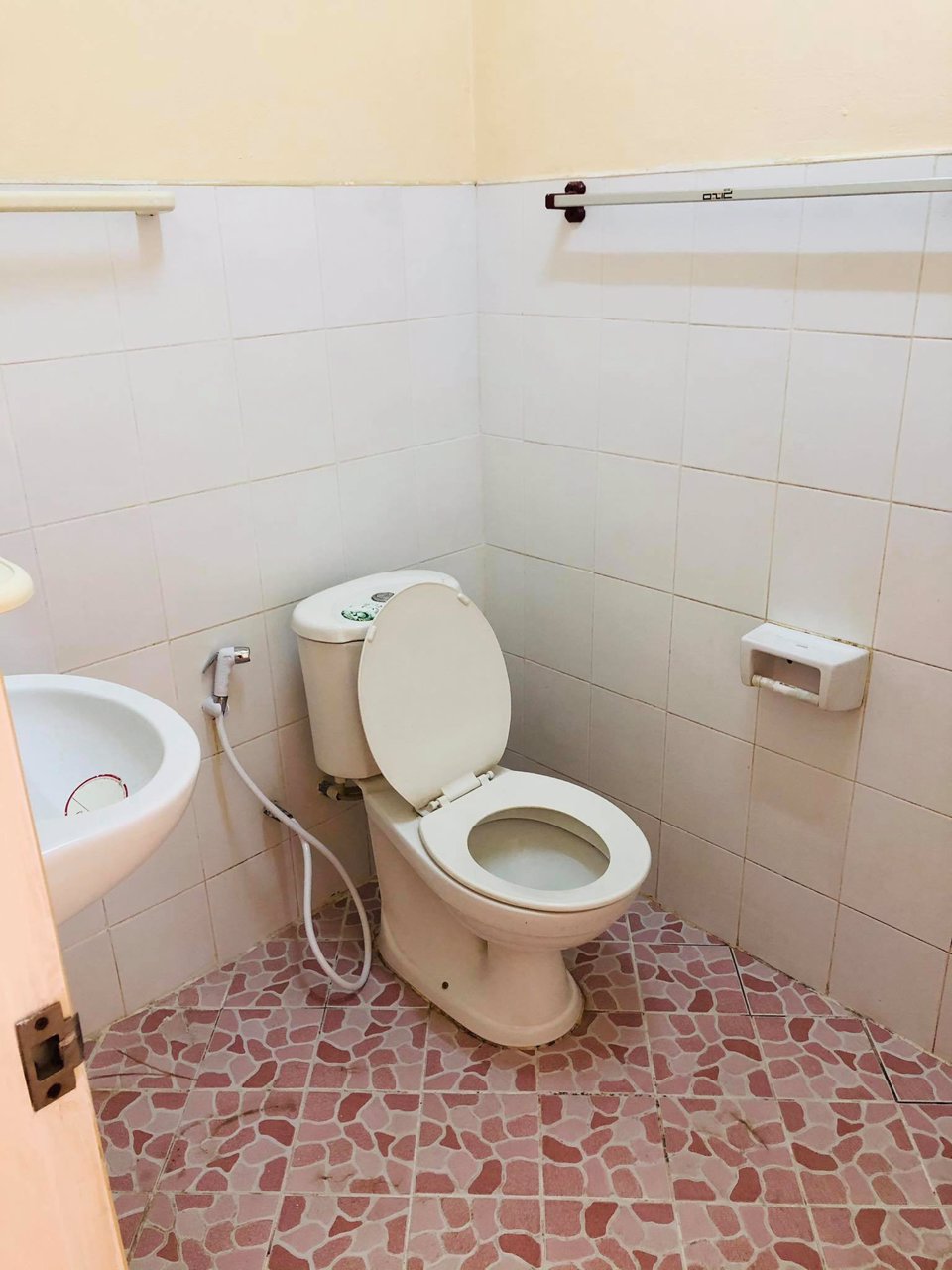 ขายทาวเฮ้าส์หลังมุม-มปราณทองวิลเลจ-จอุดร