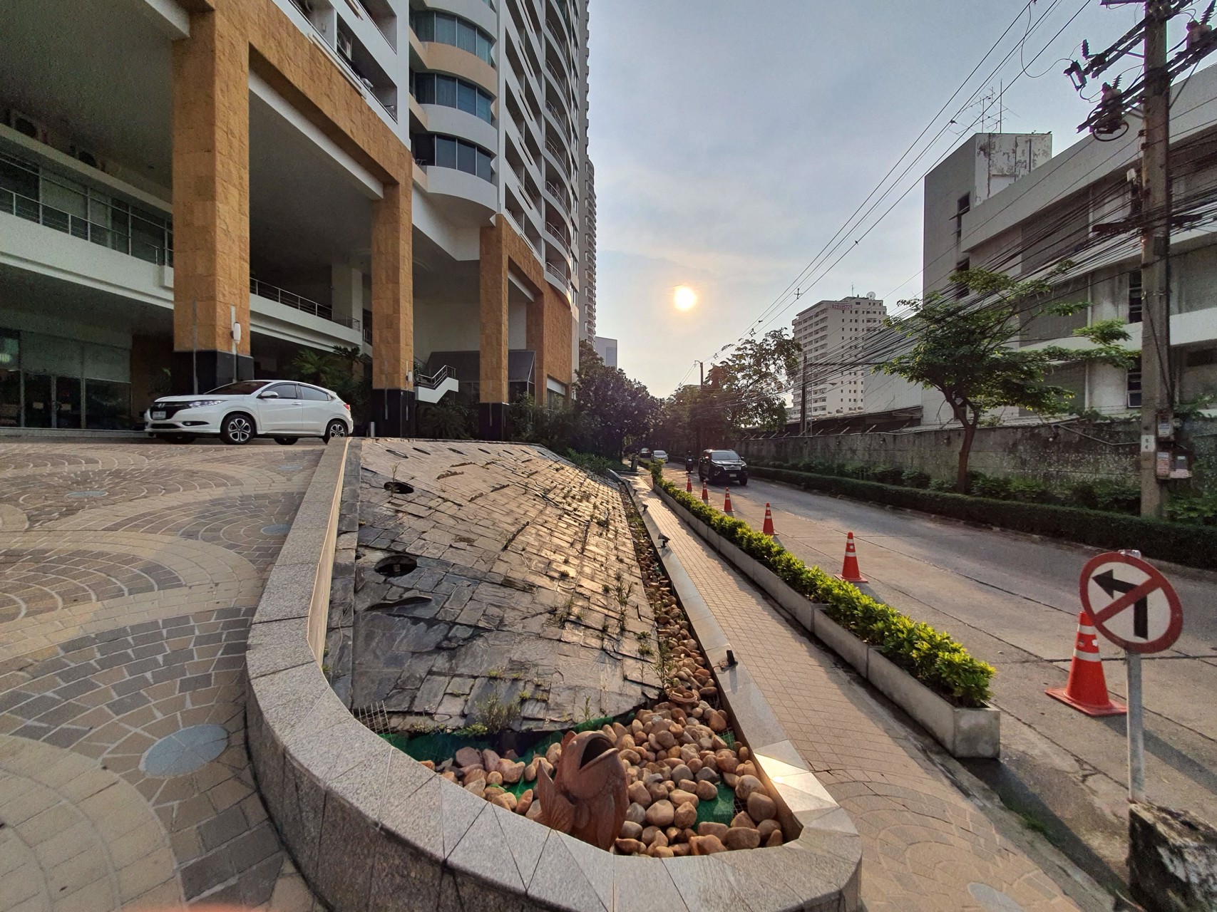 owner-post-ขายคอนโดใหญ่-131-ตรม-3-นอน-3-น้ำ-ศุภาลัยปาร์ค-3-พหลโยธิน-21-ติด-bts-สถานีพหล-24