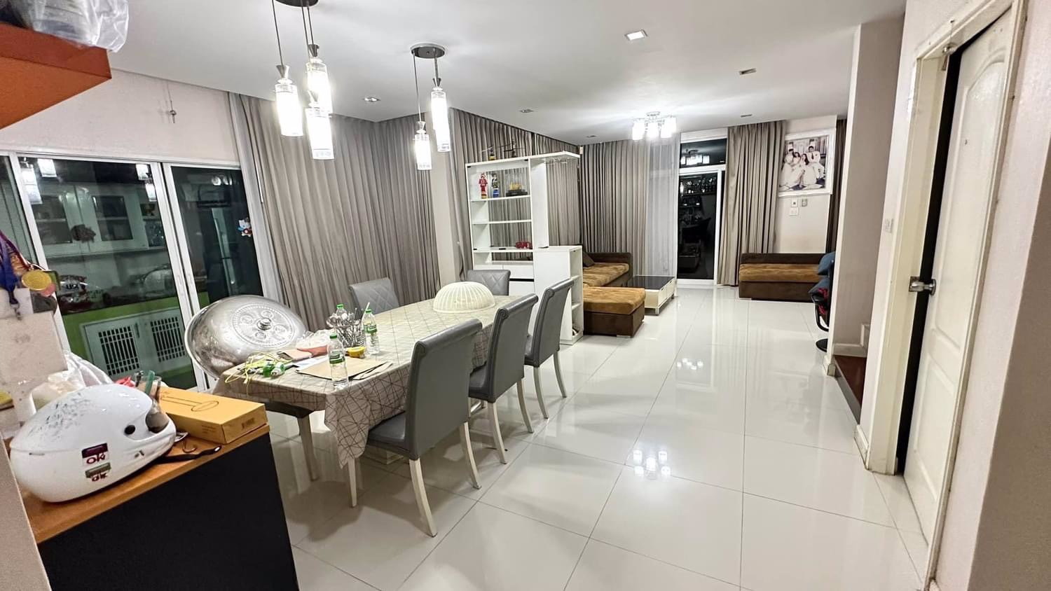 ขายบ้านเดี่ยว-2-ชั้น-หมู่บ้านฉัตรเพชรโครงการ2-ถนนเหล่านาดี