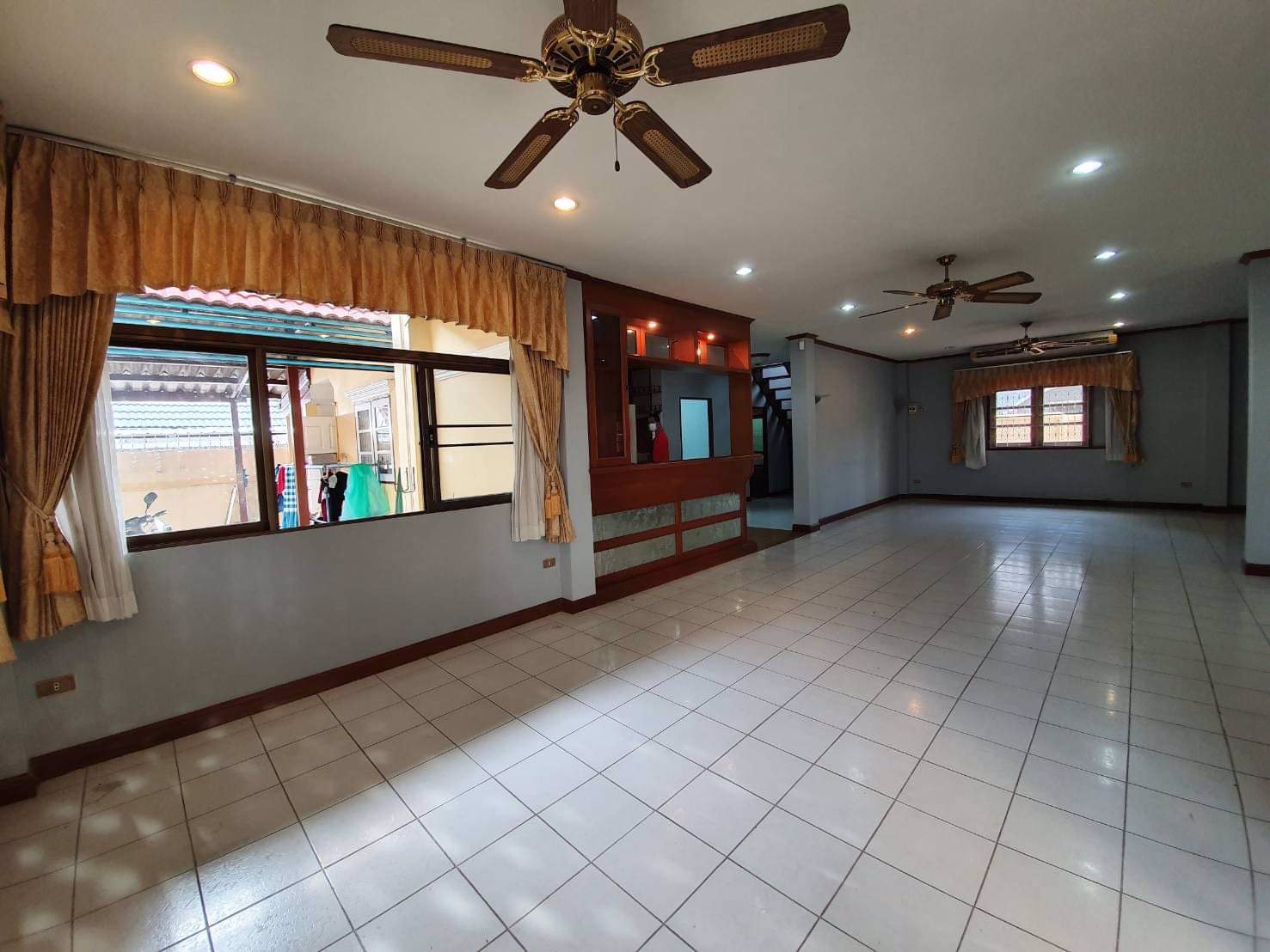 ขายบ้านเดี่ยวพัทยา-หมู่บ้านสุขสบายวิลล่า-ใกล้ทะเล-ถนนเทพประสิทธิ์