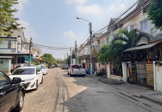 ขาย-ทาวน์เฮ้าส์-การ์เด้นสวีทดิอินดี้โฮม-garden-suite-the-indy-home-ซอยราษฎร์พัฒนา-ถนนรามคำแหง-เขตส