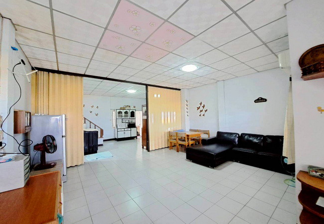 ขายทาวน์เฮ้าส์-หมู่บ้านธนะธานี-ถนนสุคนธสวัสดิ์-ซอย-24-เขตลาดพร้าว-กรุงเทพมหานคร