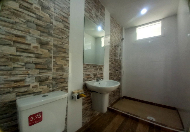 ขายทาวน์เฮ้าส์-หมู่บ้านรัชธานี-10-ซอยคู้บอน-27-ถนนรามอินทรา-บางเขน-กรุงเทพมหานคร