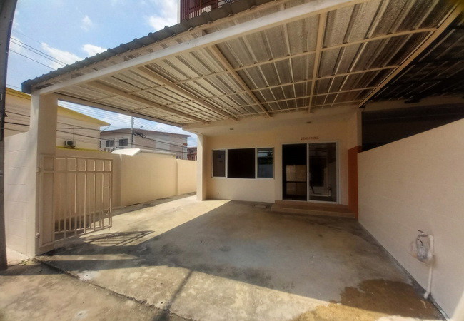 ขายทาวน์เฮ้าส์-หมู่บ้านรัชธานี-10-ซอยคู้บอน-27-ถนนรามอินทรา-บางเขน-กรุงเทพมหานคร